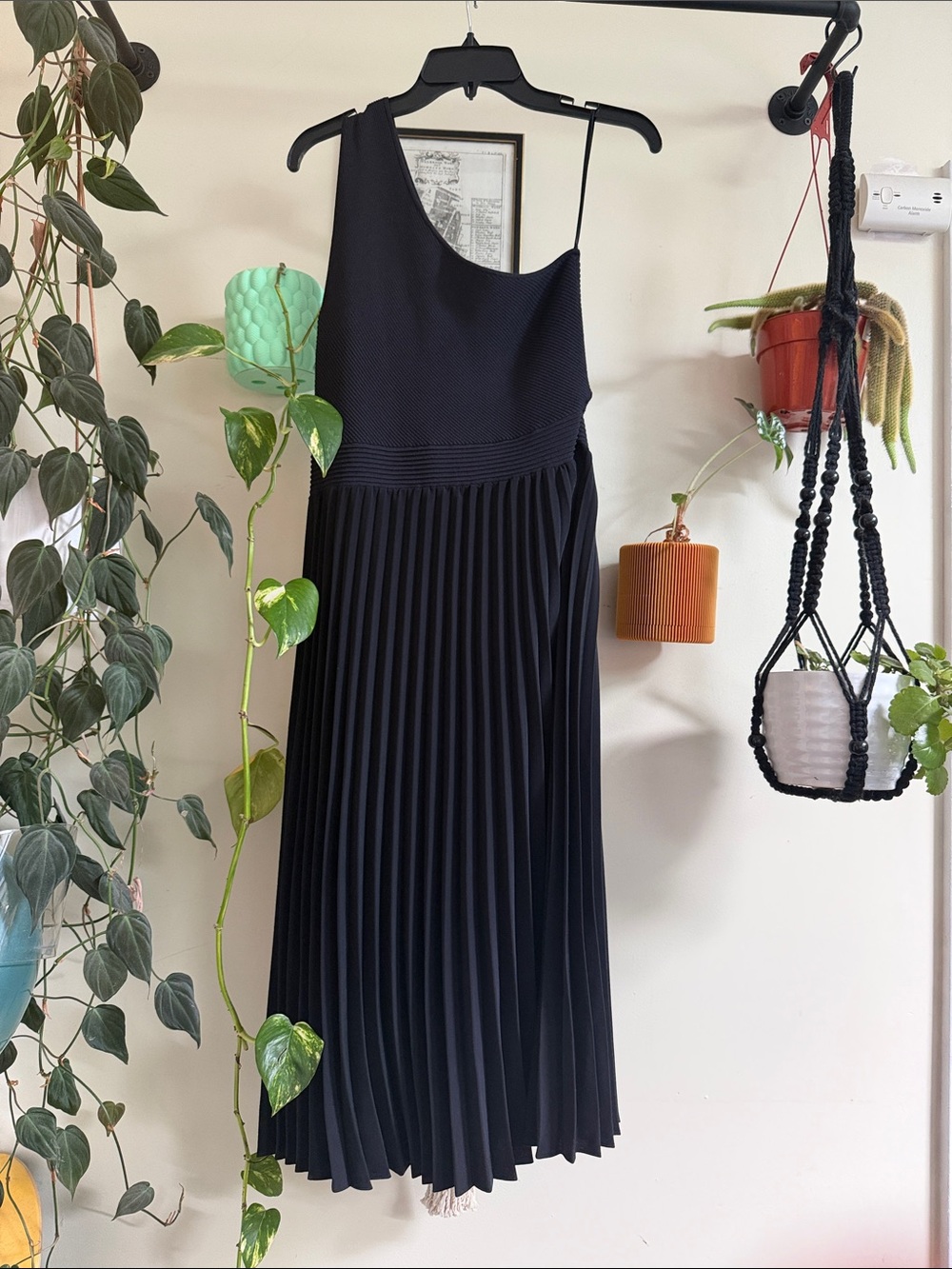 Ted Baker Miriom One-Shoulder Pleated Midi Dress Black Size 3 (US 8)